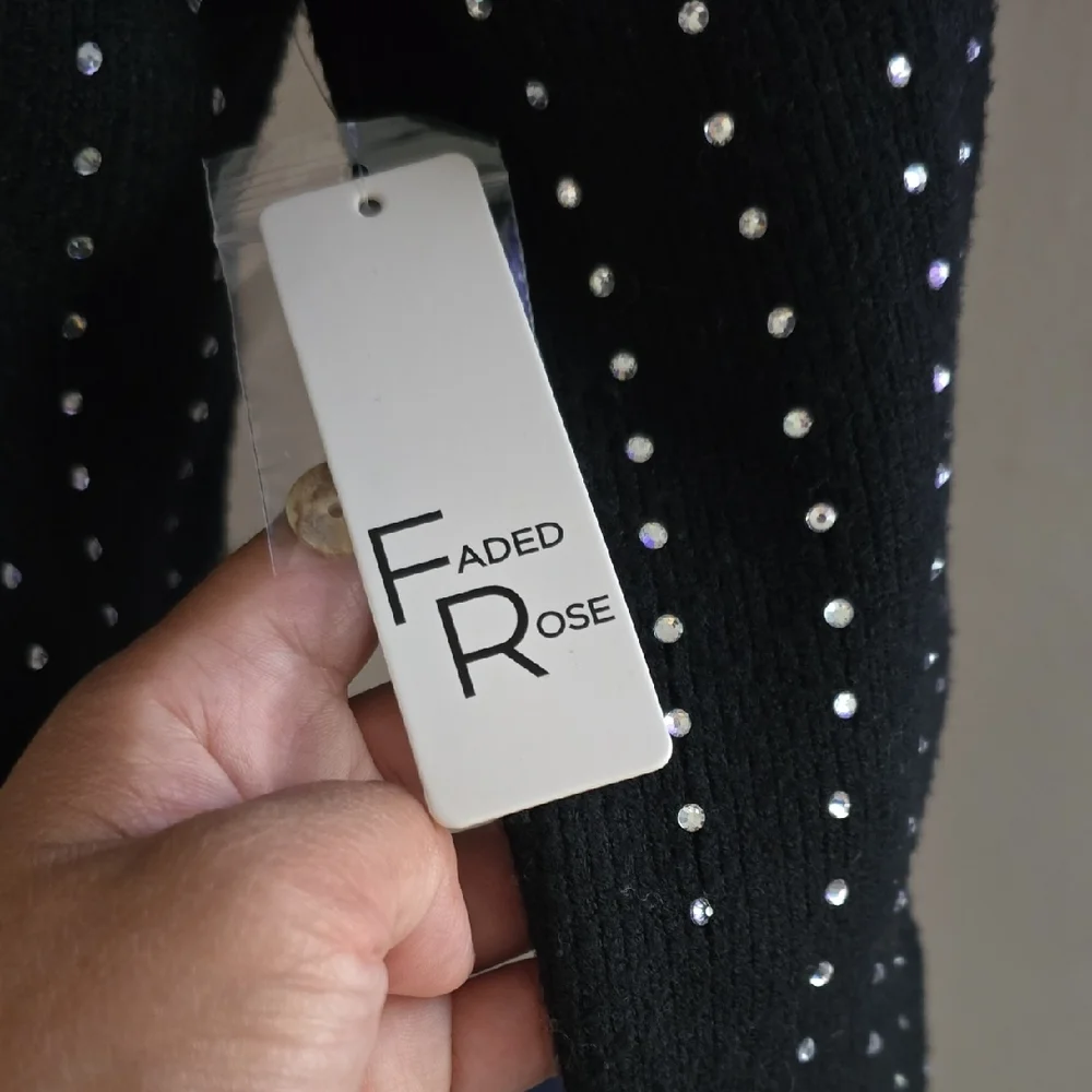 Black‎ Sweater with Rhinestones